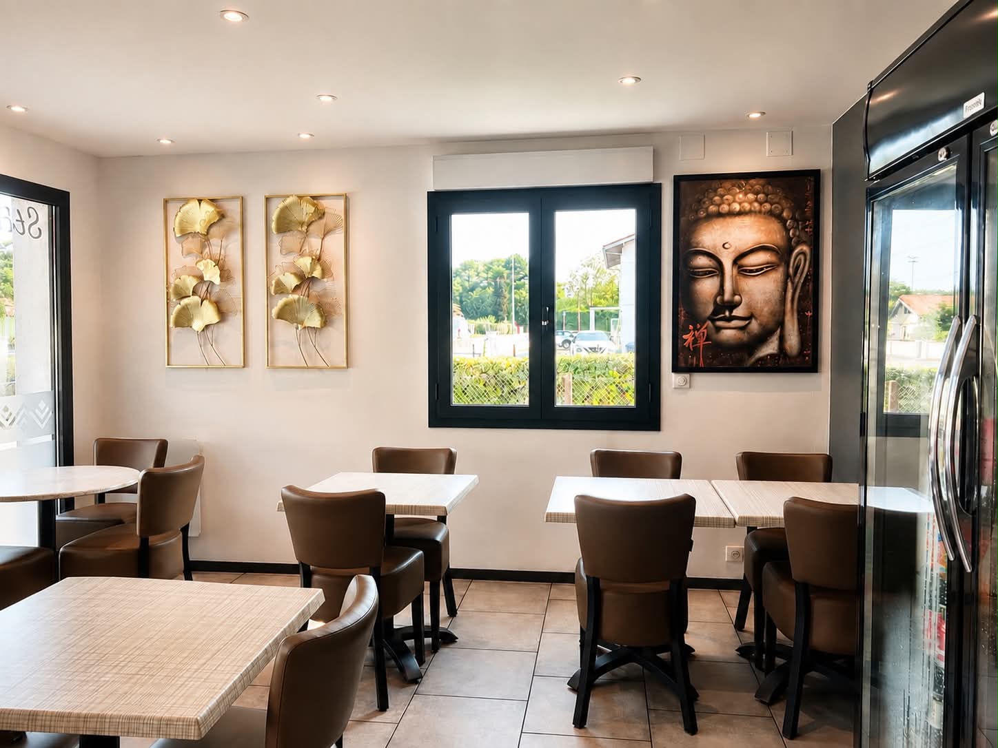 Salle du restaurant Mékong Express à Tarnos